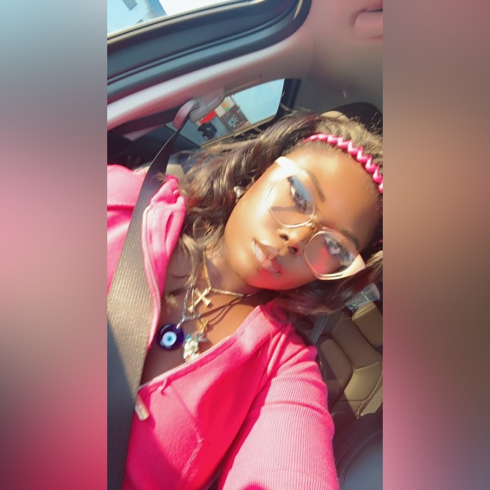 Meet your Posher, Charmayne